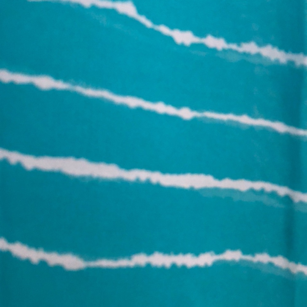 Tank - Picture 2 of 2